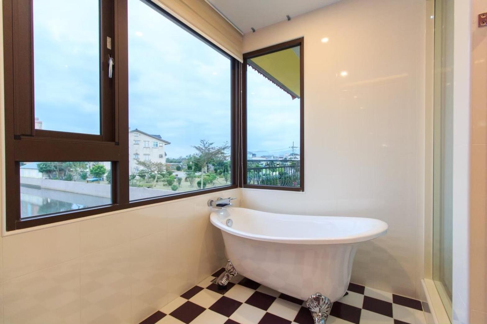 Ferienwohnung Elegance House Wujie Exterior foto
